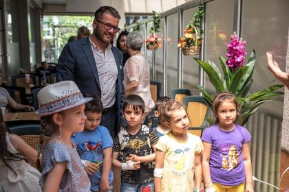 Малчугани пяха и танцува на парти за 1 юни в болница „Централ Хоспитал“