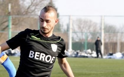 Два румънски отбора мътят главата на французин желан от Берое