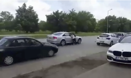 Арестуваха джигита, влачил жена с кола в Студентски град!