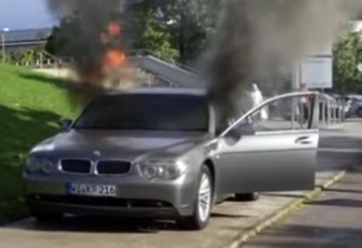 Омразата на този италианец към BMW край няма! Жителят на Ботуша с нова проява срещу марката (ВИДЕО)