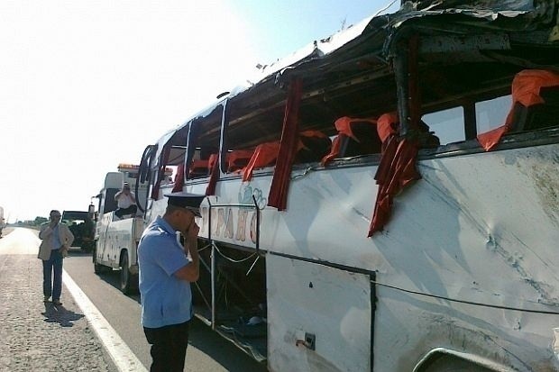 Потвърдиха присъдите за
автобуса убиец на магистрала Тракия Вижте още Напиши коментар