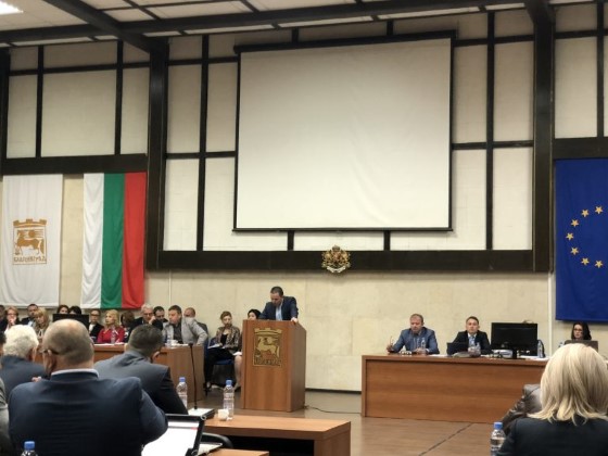 Благоевград: Общинските съветници приеха предложението за мерките, заложени в Програмите за намаляване на вредните емисии в атмосферния въздух