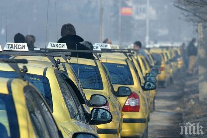 Бакшиши надуваха клаксони по варненски булеварди, искат по-високи цени