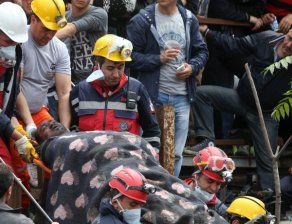 32 китайски миньори загинали при взрив в рудник