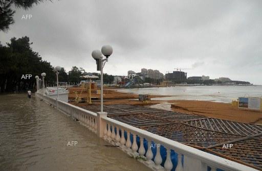 „Известия“: Заведено е дело след пожара в Черно море