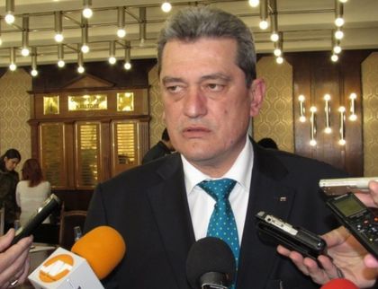 Главен комисар Николов: Няма да има райони лишени от огнеборци