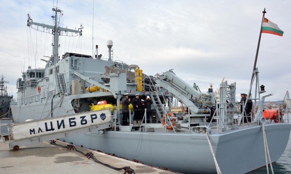 Минен ловец "Цибър" ще участва в учение на турските ВМС