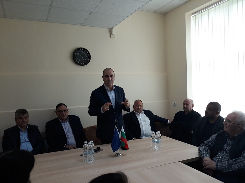 Цветан Цветанов в Нови пазар: Само за последните три години с постановления на Министерски съвет са отпуснати над 3 млн. лв. за Нови пазар