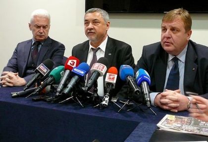 Каракачанов: Партиите в „Обединени патриоти” имат равни позиции в листите