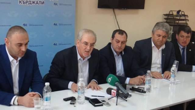 Местан в Кърджали: Не допуснах прашинка да падне върху Доган