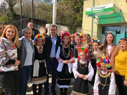 Евродепутатът Ева Майдел присъства на фолклорен фестивал “Лазаруване” в район Витоша