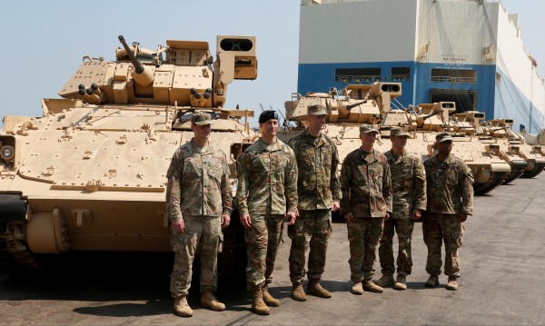 Пентагонът: Около 2000 са американските войници в Сирия