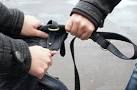 Ограбиха пловдивчанка в Кючука, издирват извършителя