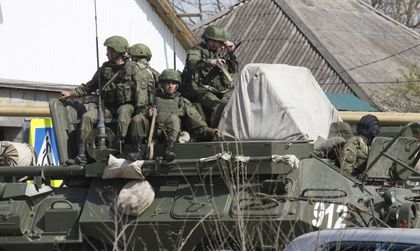 Русия изгражда военна база до границата с Украйна