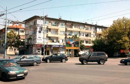 Блъснаха 20-годишно момиче на кръстовище в Пловдив, в болница е