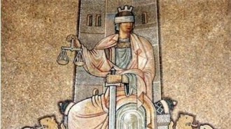 Осъдиха пиян, заспал в чужда кола