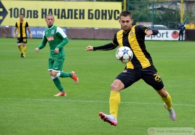Ботев се връща към схема с 4 бранители? Марин - крило на Овча Купел