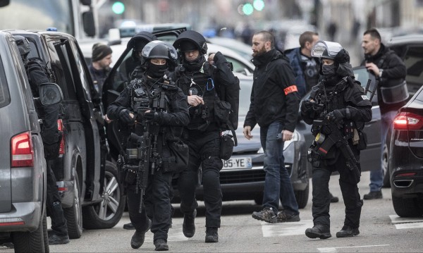 Арестуваха пети човек за терора в Страсбург, търсят Шекат