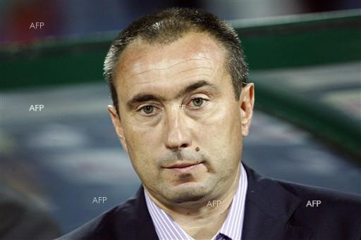 Спорт: Казахстан освобождава Стоилов