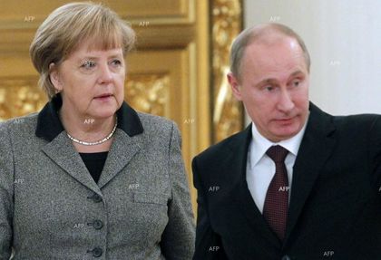 РИА Новости: Владимир Путин и Ангела Меркел проведоха телефонен разговор