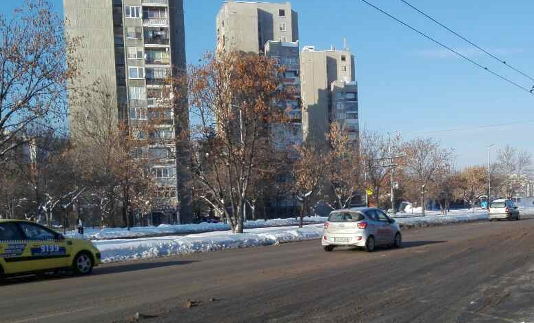 Два обира на жилища в Пловдив! Едните крадат пари, другите ракия