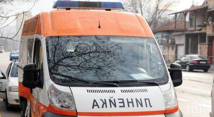 Бебе на годинка пострада в катастрофа
