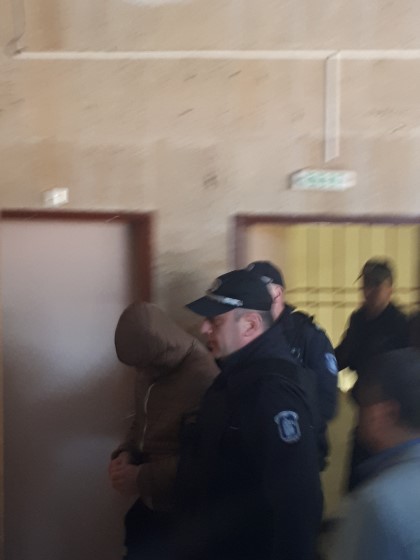 Кюстендил: Окръжният съд гледа мярката на 19-годишния младеж, обвинен за убийството при масово сбиване в града