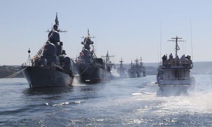 Учения на Украйна край Крим, Русия пусна бойни кораби