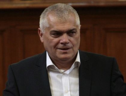 МВР с похвали с 1000 нови служители на терен