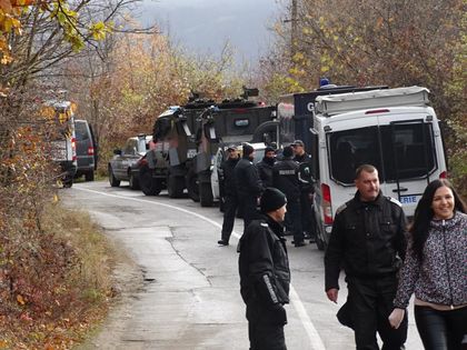 Обирджиите на банкомати водят със 17:0 на полицията. 250 човека, дронове, кучета и извънземни сили, а резултат няма
