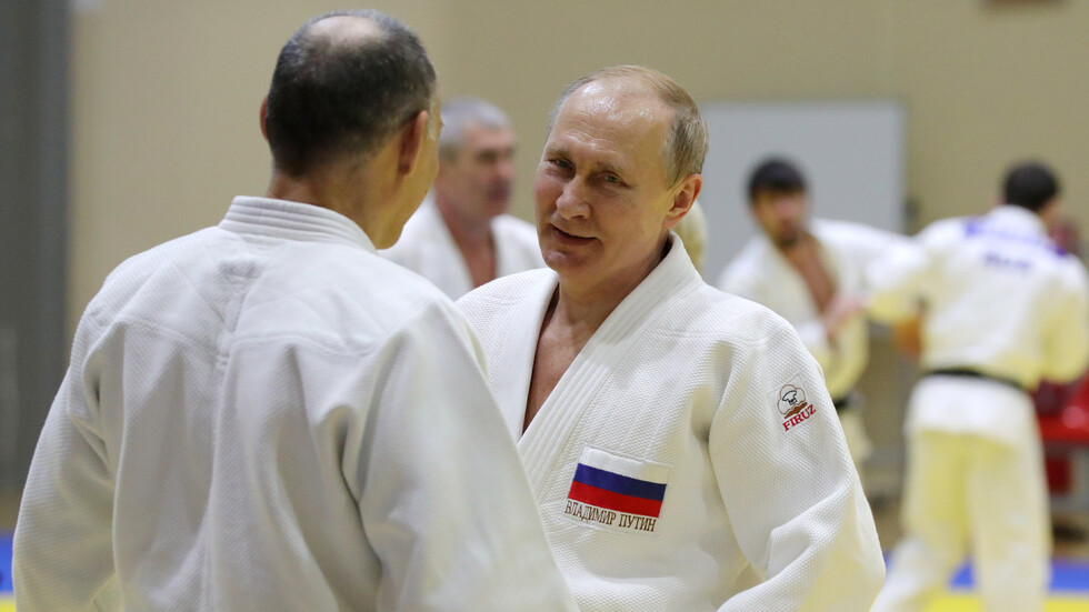 Путин се контузи по време на тренировка по джудо