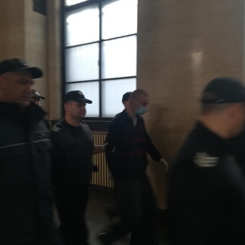 Съдът наложи мярка 