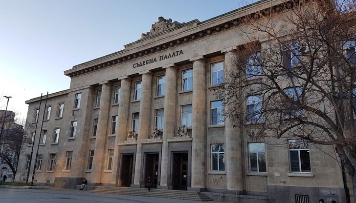 Съдят криминално проявен мъж за присвояване на чужд телефон