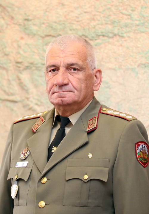 Ген. Андрей Боцев: Новият изтребител е крайно необходим за нашите ВВС, надявам се скоро договорът да се сключи