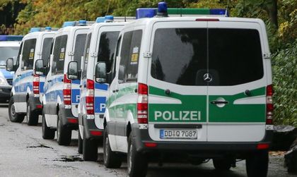 Демонстрации в Германия след убийство с нож