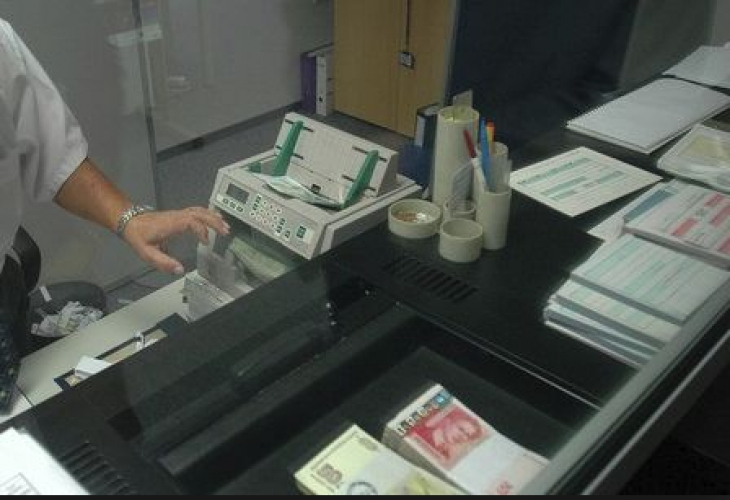 Нагъл обир в голяма банка в столицата, липсва 6-цифрена сума