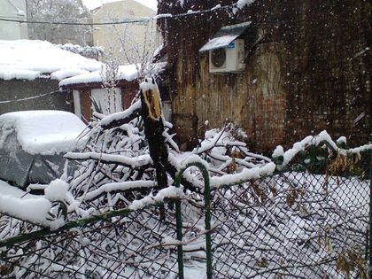 Улицата говори: Шах от Свети Антон с педя сняг
