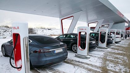Първата зарядна станция на Tesla в България ще бъде в Пловдив !