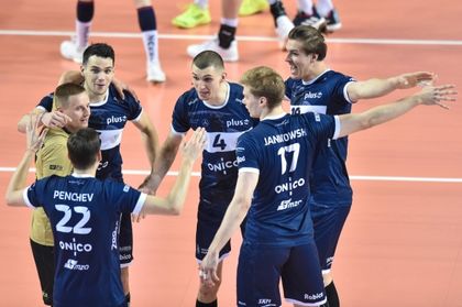 Николай Пенчев заби победна точка, но съдията я отмени и ЗАКСА спечели финал №1 в Полша (видео + снимки)