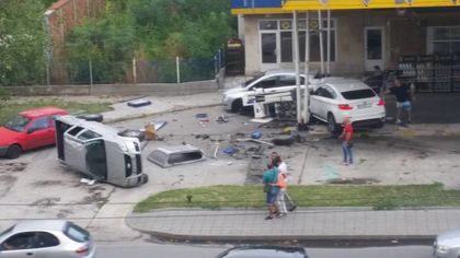 Адска катастрофа в Пловдив! Като по чудо няма жертви СНИМКИ и ВИДЕО