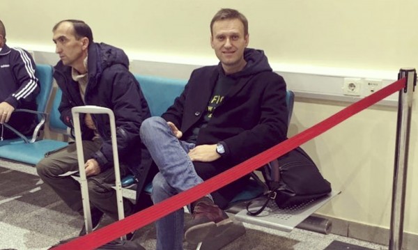 Разрешиха: Навални все пак може да напусне Русия