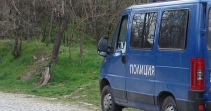 Страшно престъпление край Долни чифлик! Засега от полицията не дават подробности по случая