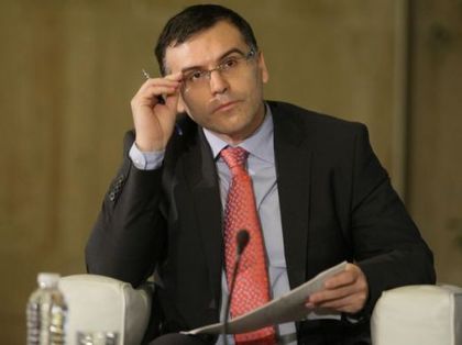 Симеон Дянков консултира Киев как да прави реформи