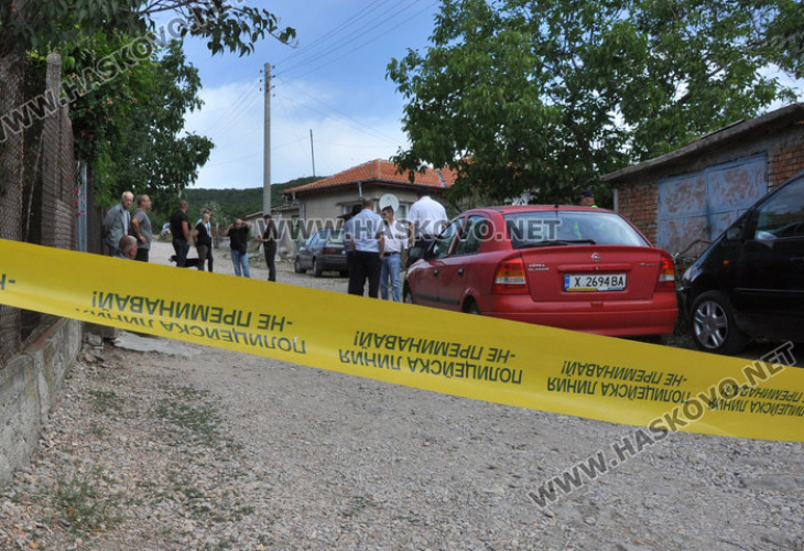 Първи СНИМКИ и кървави подробности за двойното убийство в Хасковско, Гюнай превъртял и... (ВИДЕО)
