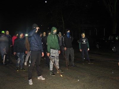 Протестиращите подпалиха две цигански къщи в Габрово