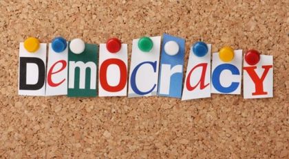 Какво е демокрацията?