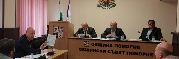 Бургас: Никодим Стоянов, зам.-директор на болницата, стопанисваща бившия Военен санаториум в Поморие, напуска поста си