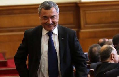 Симеонов в парламента: На Петър Низамовци и Динковци не бива да се помага!