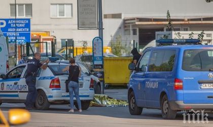 ТРАГЕДИЯ! Млад мъж почина на спирка на градския транспорт в София