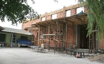 Спряха незаконно строяща се джамия в 